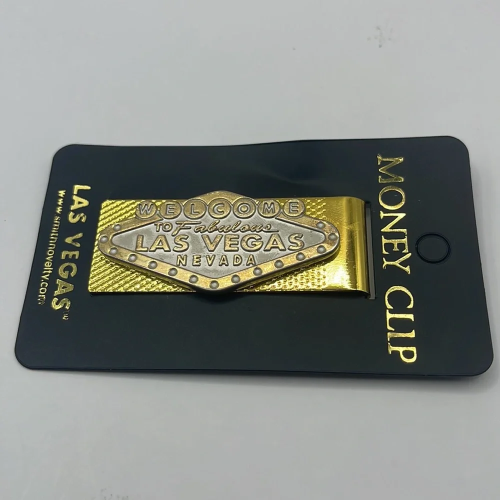 NWOT- Las Vegas Money gold toned Clip